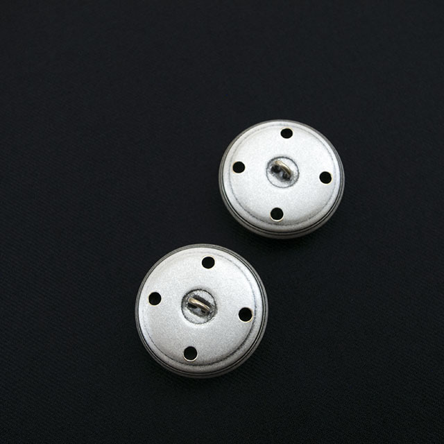 メタルエンブレムボタン