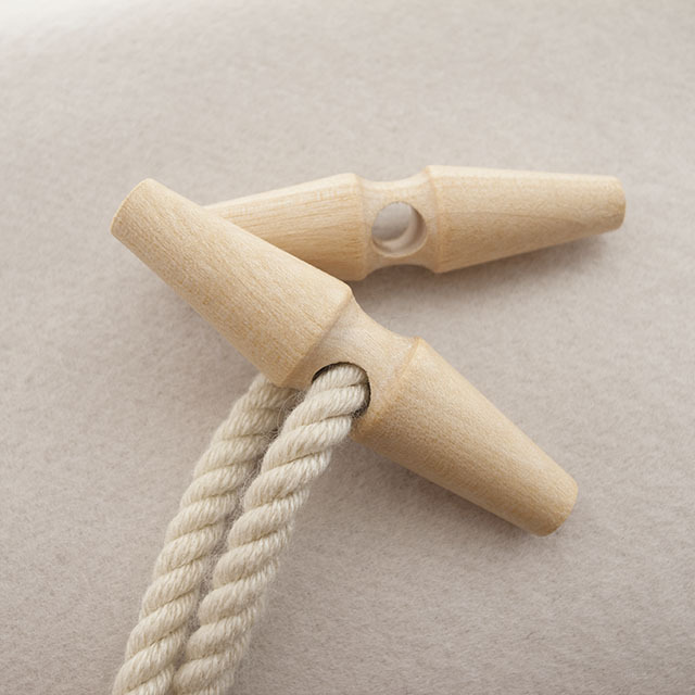 トグル（木）ボタン 60mm《ボタン専門店タカシマ》 貝ボタンメーカー