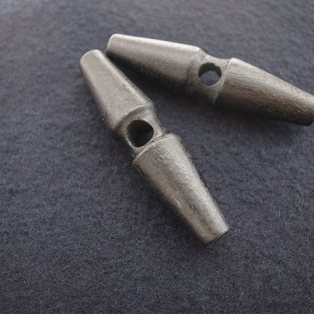 トグル（木）ボタン 70mm《ボタン専門店タカシマ》 貝ボタン
