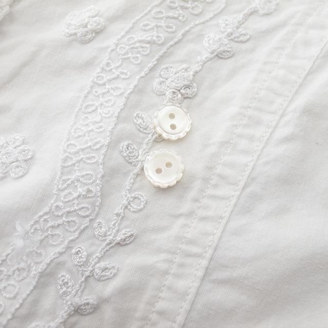 高瀬貝ボタン　スティッチ