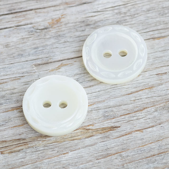 【丸型(デザイン ステッチ)】高瀬貝ボタン#bt036 2穴15mm