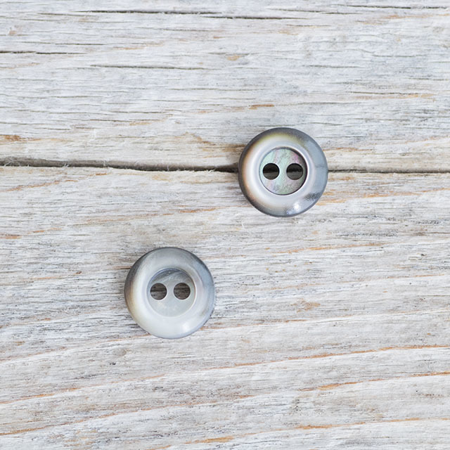 *限定品*【丸型(シンプルデザイン)】黒蝶貝 貝ボタン#bt110 2穴9mm