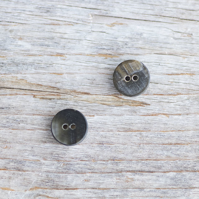 黒蝶貝 9mm|貝ボタン□タカシマ□