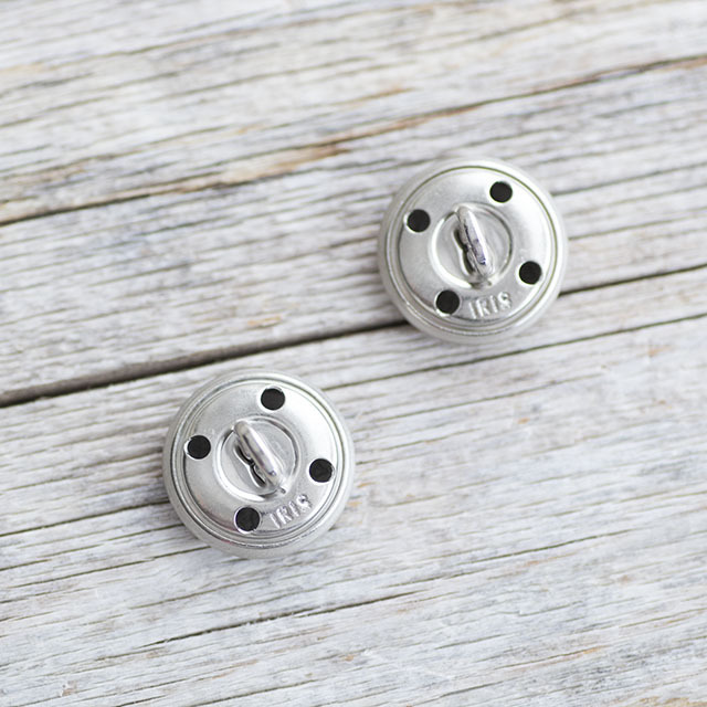 メタルエンブレムボタン