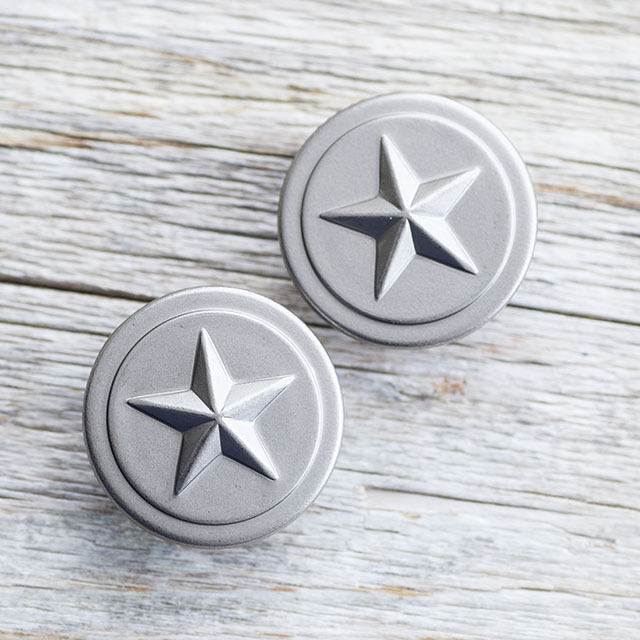 コンチョボタン