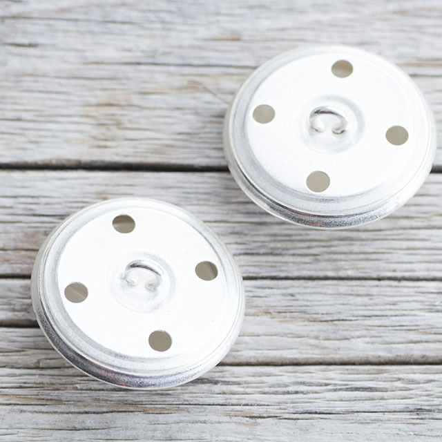 コンチョボタン