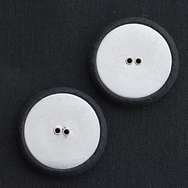 リネンくるみボタン