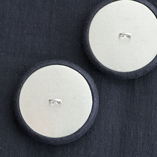 平くるみボタン