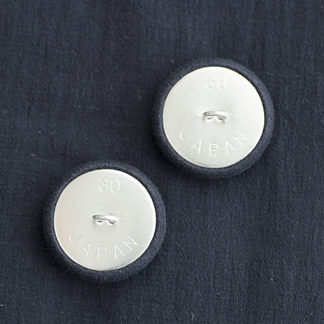 平くるみボタン