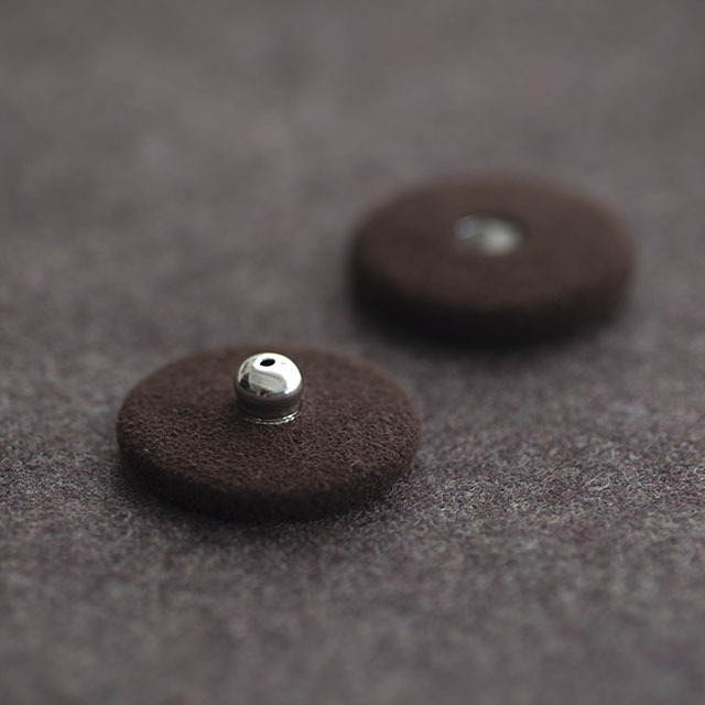 スウェードくるみスナップ