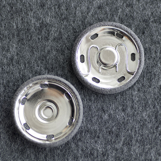 スウェードくるみスナップ