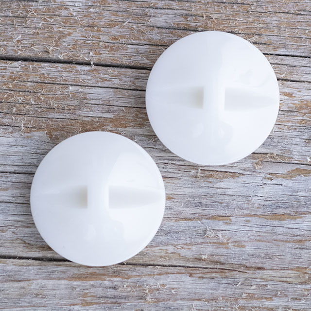 ビジューボタン