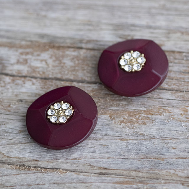 ビジューボタン