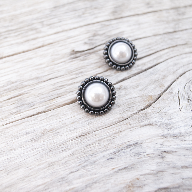 メタルパールボタン