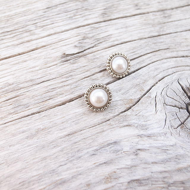 メタルパールボタン