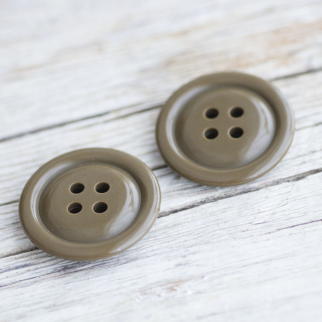 ミリタリーボタン