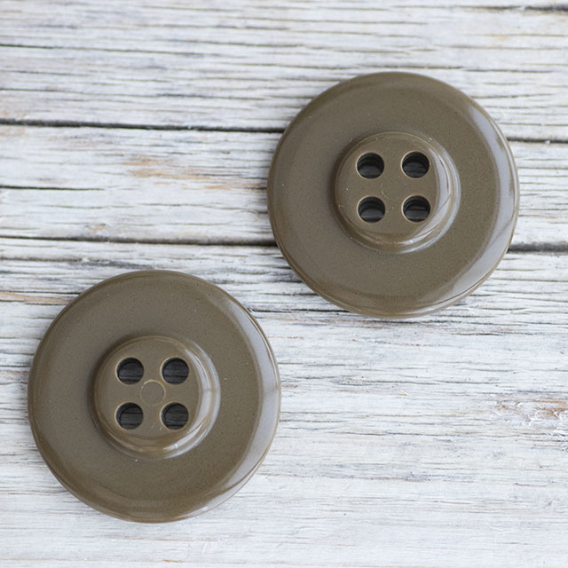 ミリタリーボタン