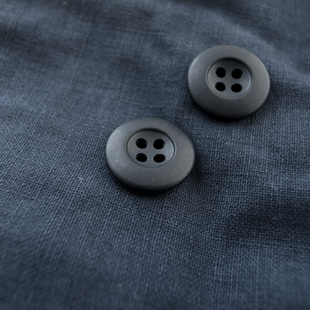 ミリタリーボタン