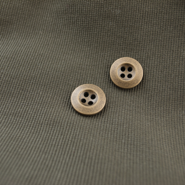 ミリタリーボタン