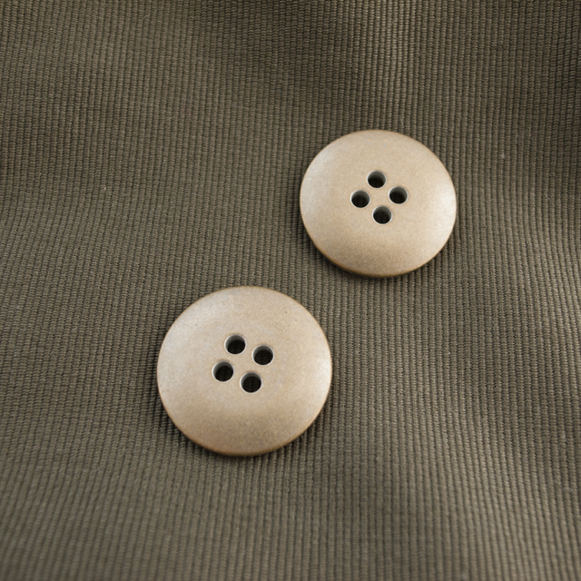 ミリタリーボタン