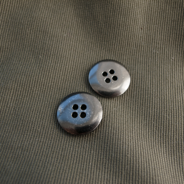 ミリタリーボタン 18mm <メタルボタン卸通販 タカシマ＞
