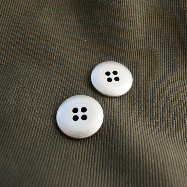 ミリタリーボタン 18mm <メタルボタン卸通販 タカシマ＞