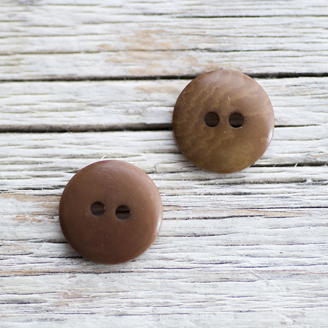 ナットボタン