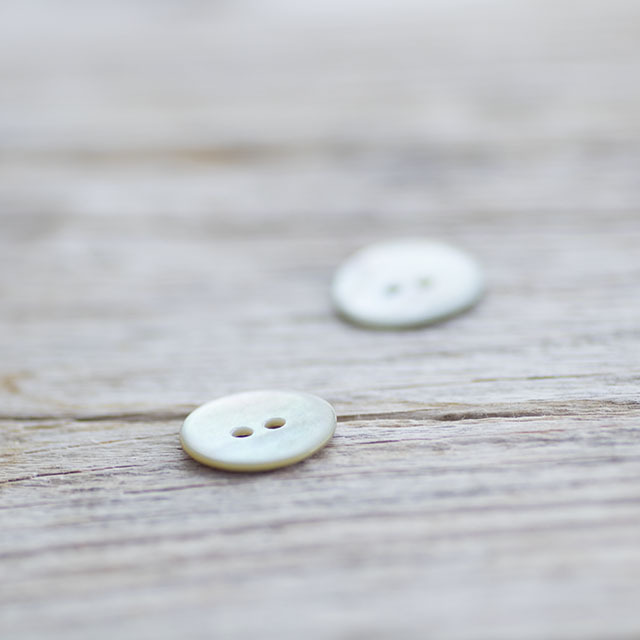 アコヤパールシェル 13mm|貝ボタン□タカシマ□