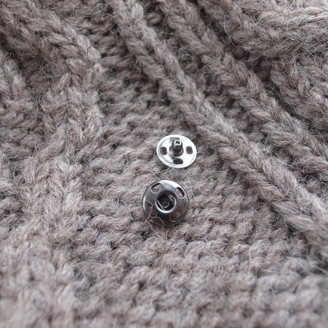 スナップボタン