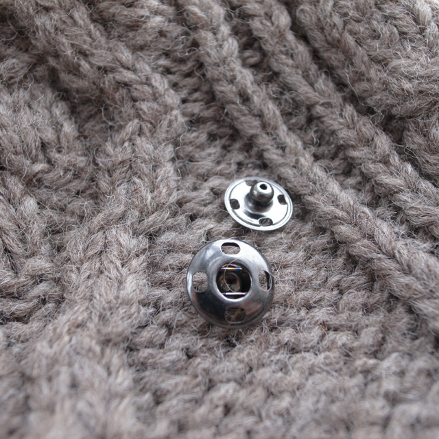 スナップボタン