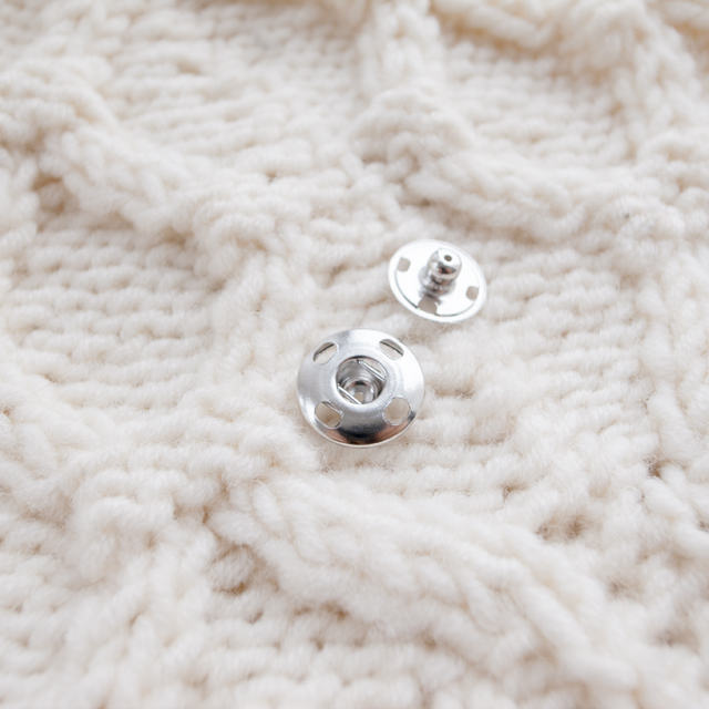 スナップボタン