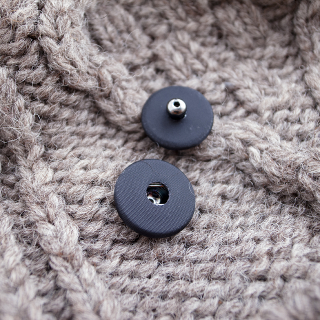 スナップボタン