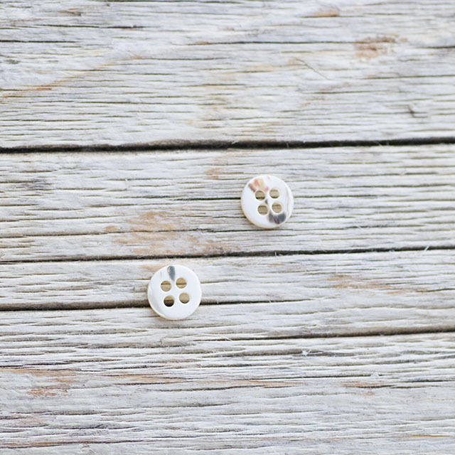 高瀬貝ボタン