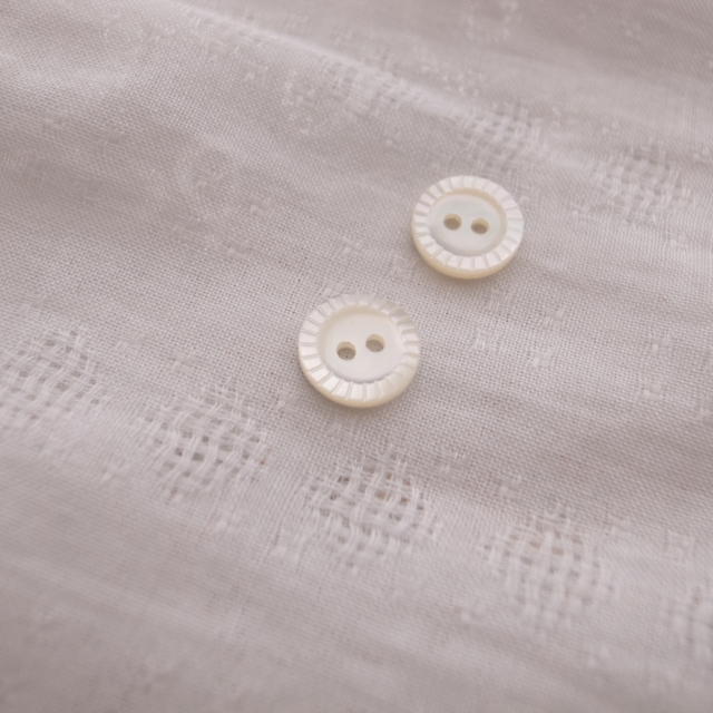 高瀬貝 10mm|貝ボタン□タカシマ□