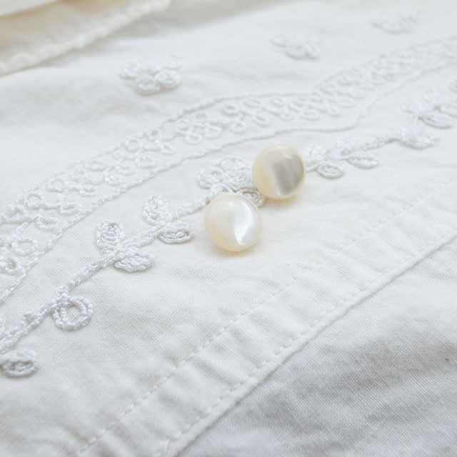 シンプル丸型ボタン