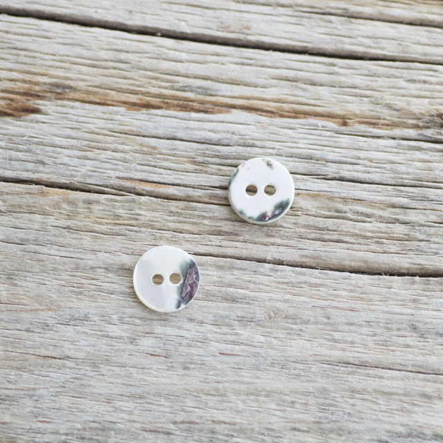 高瀬貝ボタン　00104