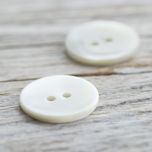 高瀬貝ボタン　00104