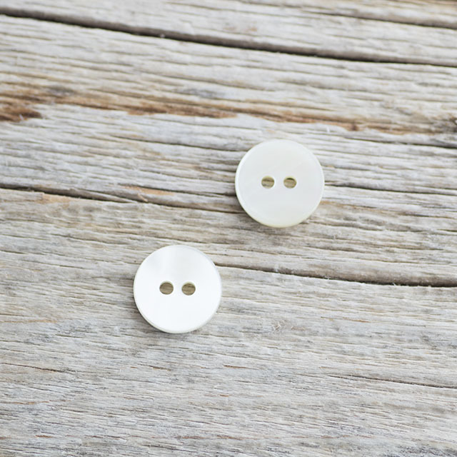 高瀬貝ボタン　00104