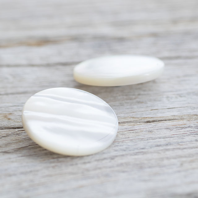 白蝶貝 夜光貝 貝玉 緒締 根付 緒締玉 丸玉 白蝶貝ボタン 11.5mm|貝ボタンの卸通販 《タカシマボタン》