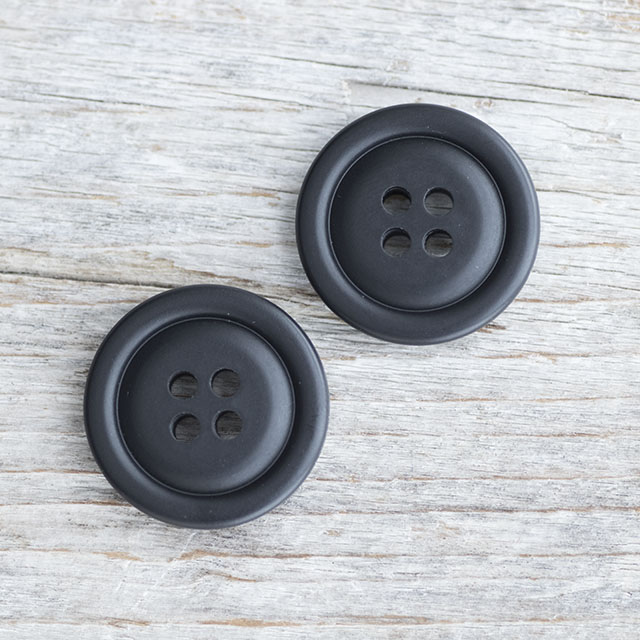 ミリタリーボタン