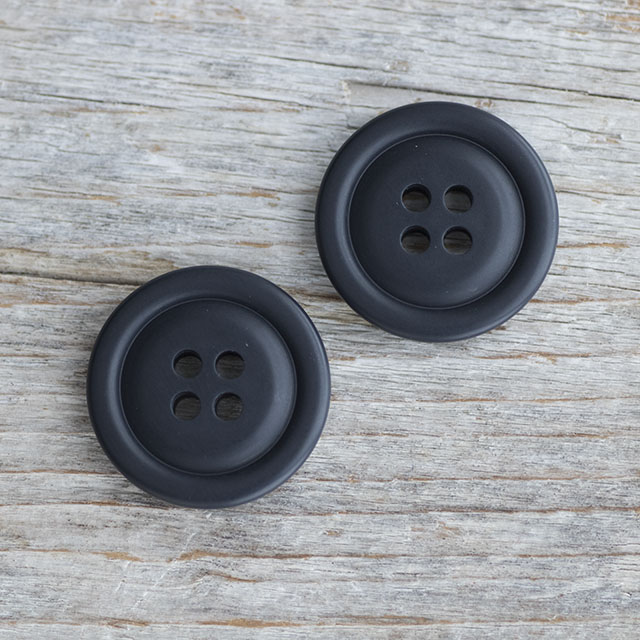 ミリタリーボタン