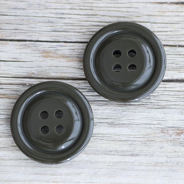 ミリタリーボタン