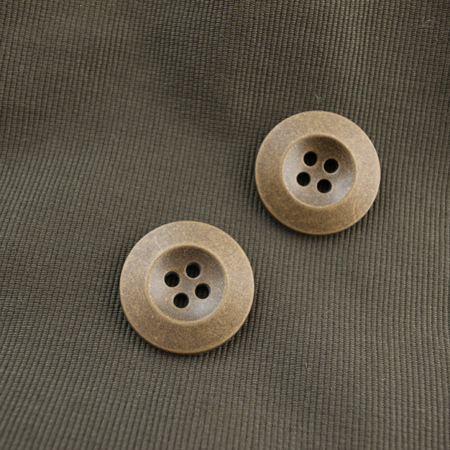 ミリタリーボタン