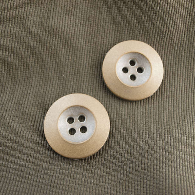 ミリタリーボタン