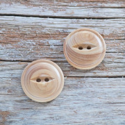 BT038 ツゲボタン 2穴 20mm Nナチュラルカラー 猫目ウッドボタン
