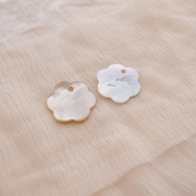 【花の形のシェルパーツ<>パーツ(トップホール)】アコヤパール貝アクセサリーシェルパーツ<>パーツ#pt041 1穴20mm