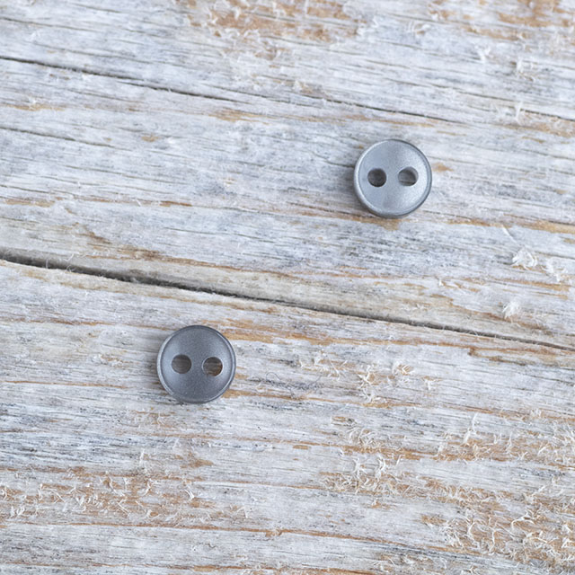 【ドール用ボタン】スモールボタン #bt265 2穴6mm　C/#09 ブラック