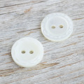 【丸型(デザイン ステッチ)】高瀬貝ボタン#bt036 2穴15mm