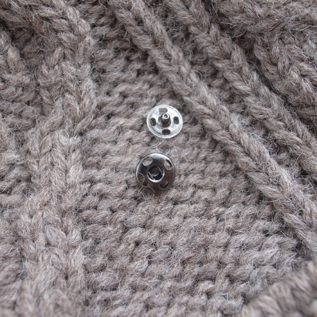 スナップボタン