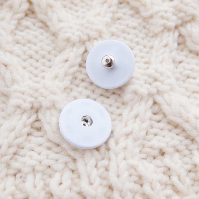 スナップボタン